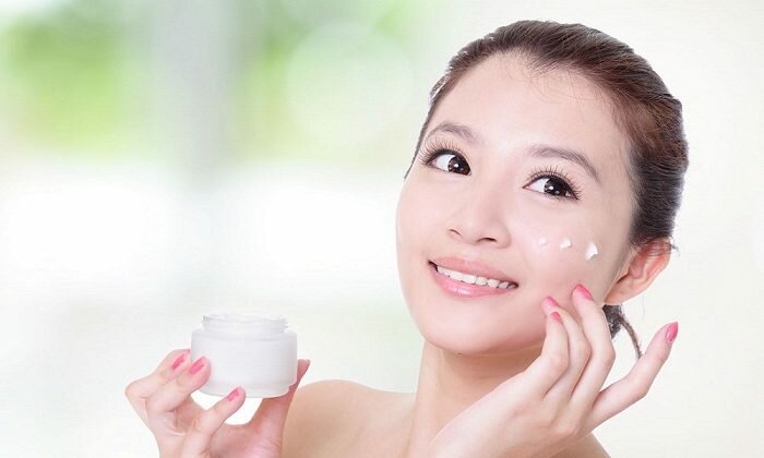 Tư vấn bôi kem dưỡng da bao lâu thì rửa tốt nhất?