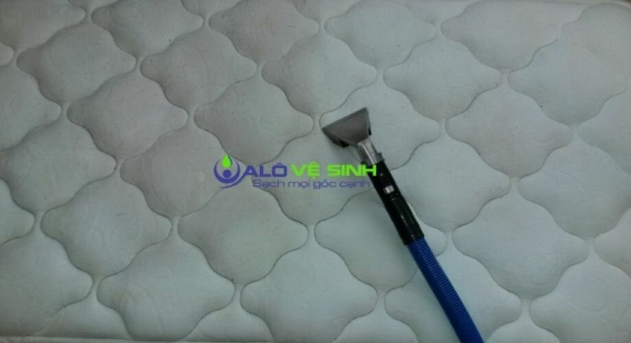 Alô Vệ Sinh giặt nệm sạch khuẩn đảm bảo an toàn 100%