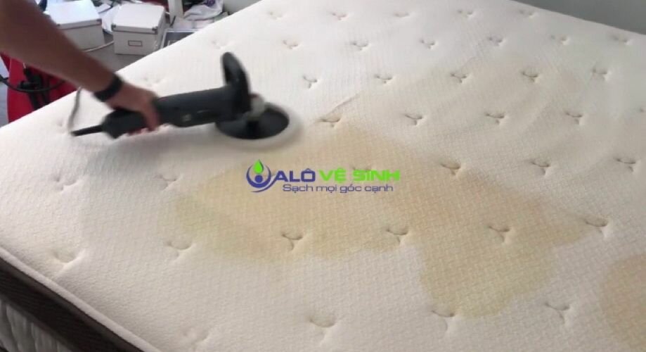 Alô Vệ Sinh giặt nệm sạch khuẩn đảm bảo an toàn 100%