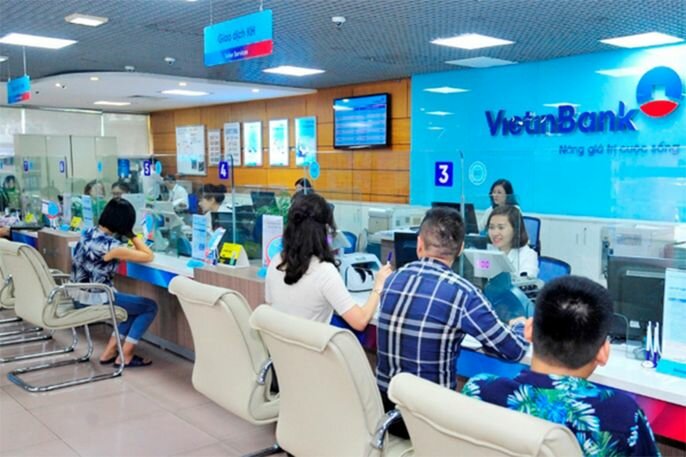 Thứ 7 ngân hàng vietinbank có làm việc không?