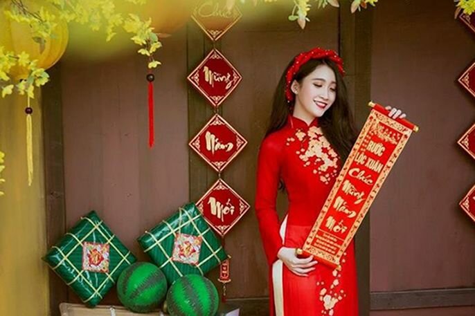 Giải đáp thắc mắc: Giao thừa nên mặc màu gì là tốt nhất?