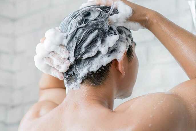 Sau khi uốn tóc nam nên làm gì để tóc vào nếp, giữ nếp lâu?